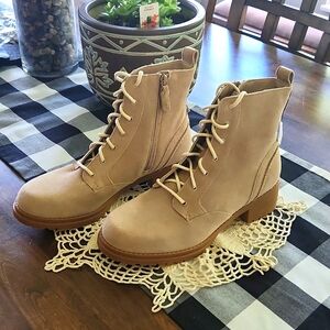 COLE HAAN BOOTS